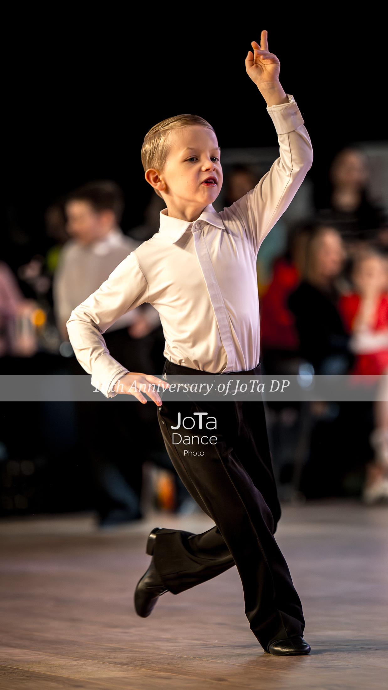 Фото 3 з танцювального турніру Rising Stars Dance Festival 2025 — болрум, латина