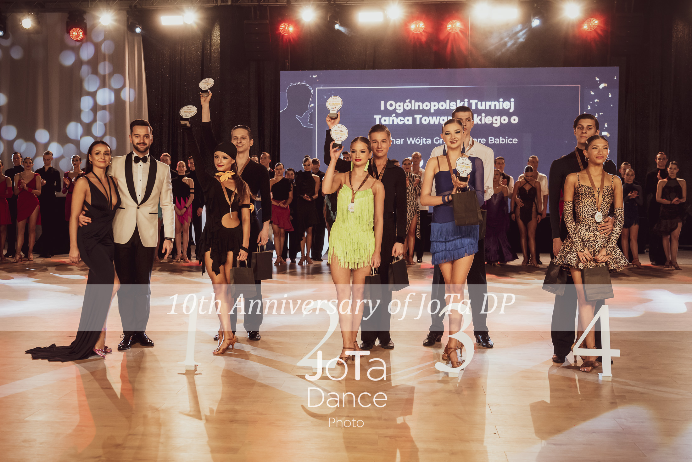 Фото 40 з танцювального турніру Rising Stars Dance Festival 2025 — болрум, латина