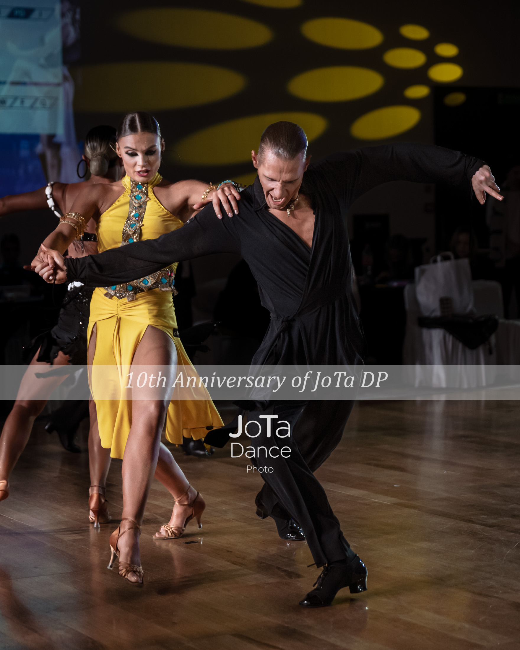 Фото 51 з танцювального турніру Air Dance Christmas Ball 2024 — болрум, латина