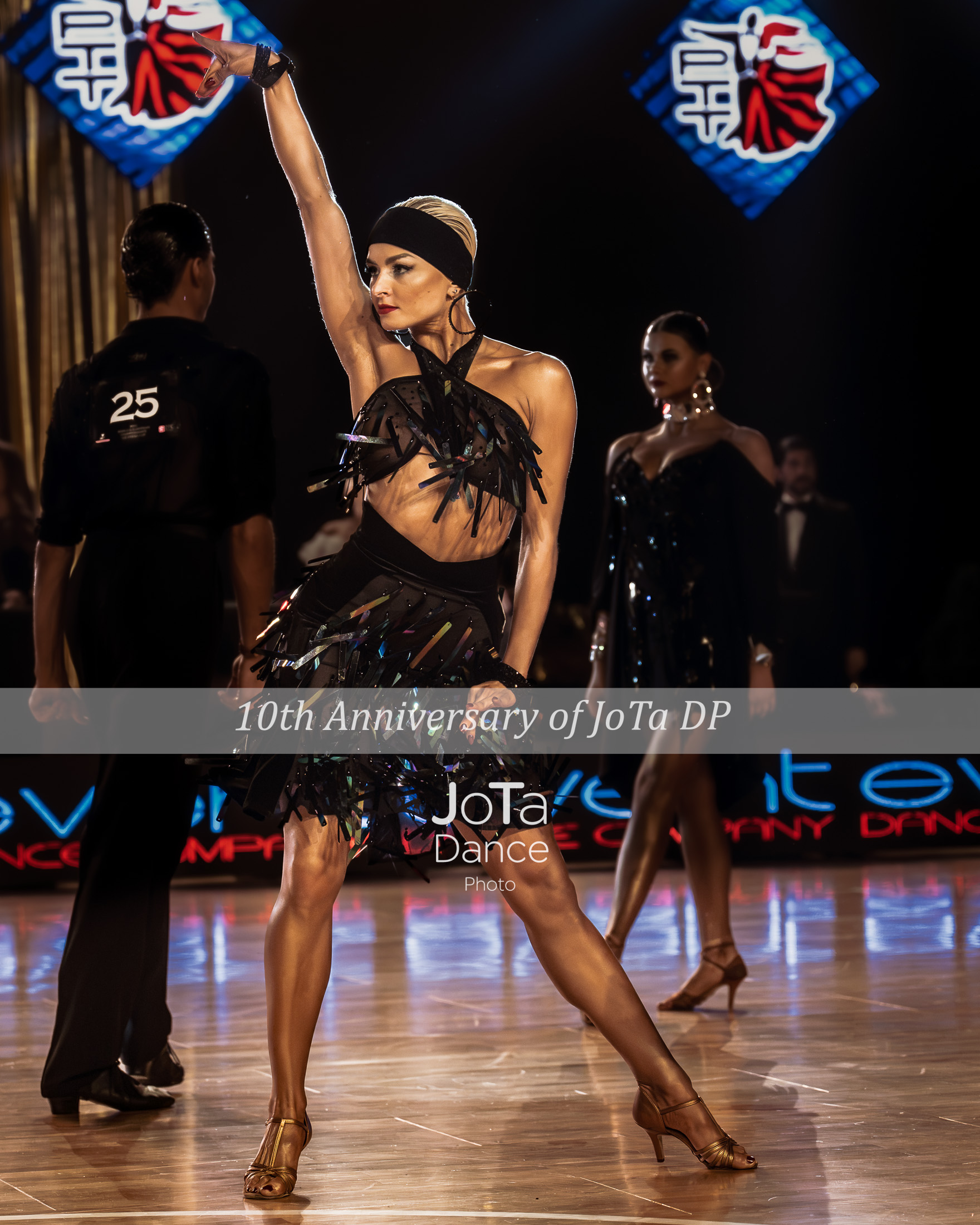 Фото 16 з танцювального турніру Ice Arena Cup Tomaszów Mazowiecki 2024 — болрум, латина