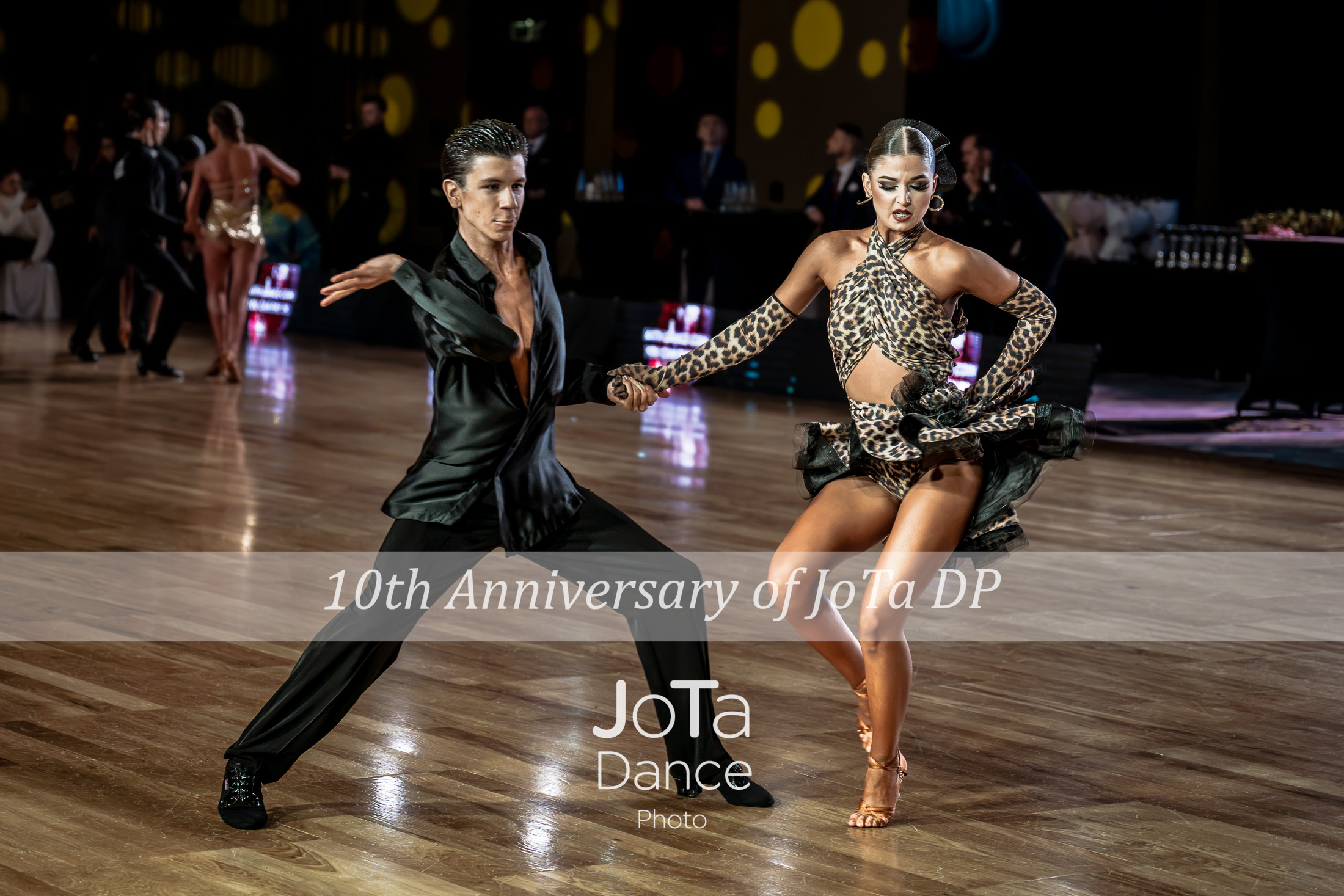 Фото 14 з танцювального турніру Air Dance Christmas Ball 2023 — болрум, латина