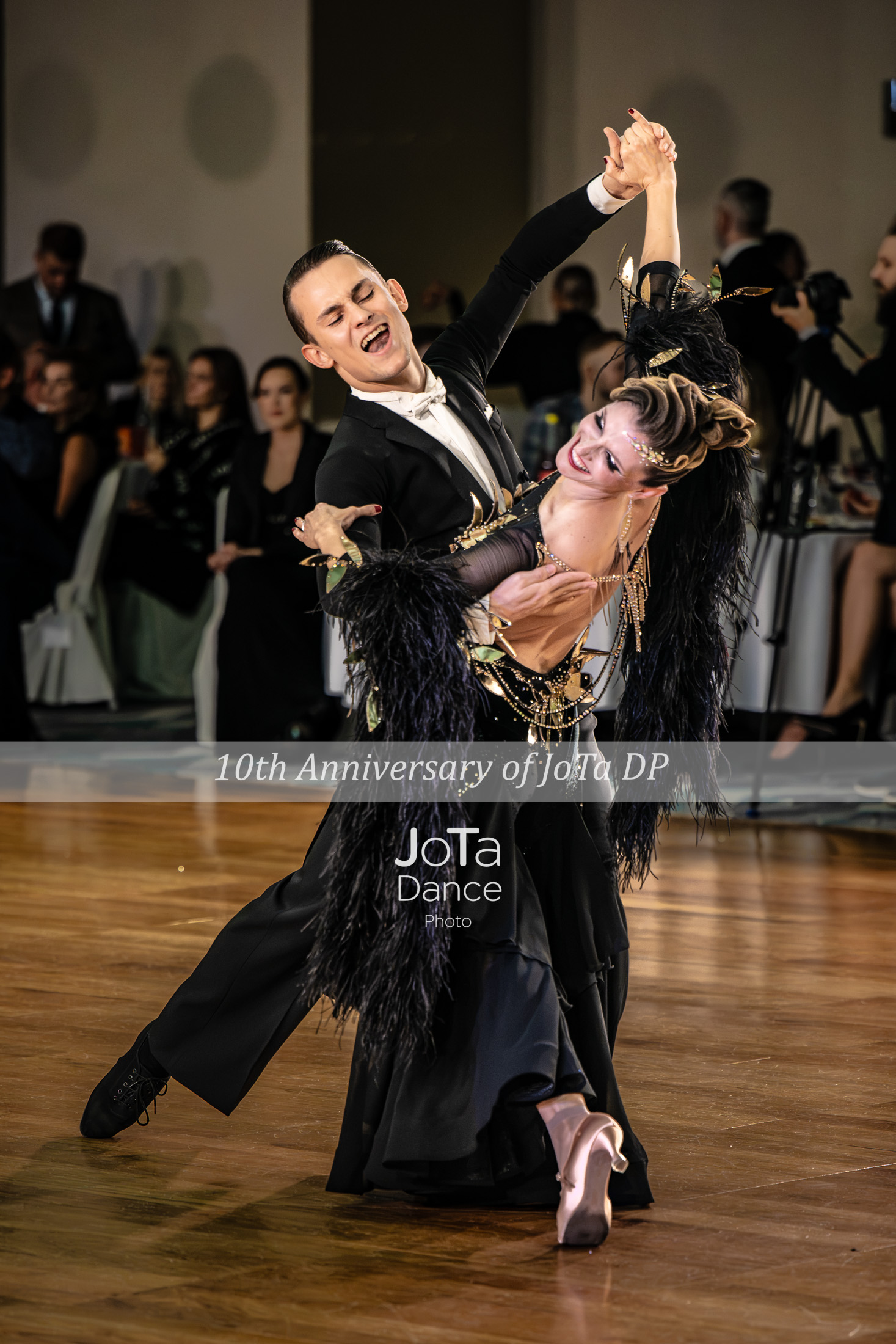 Фото 38 з танцювального турніру Air Dance Christmas Ball 2023 — болрум, латина