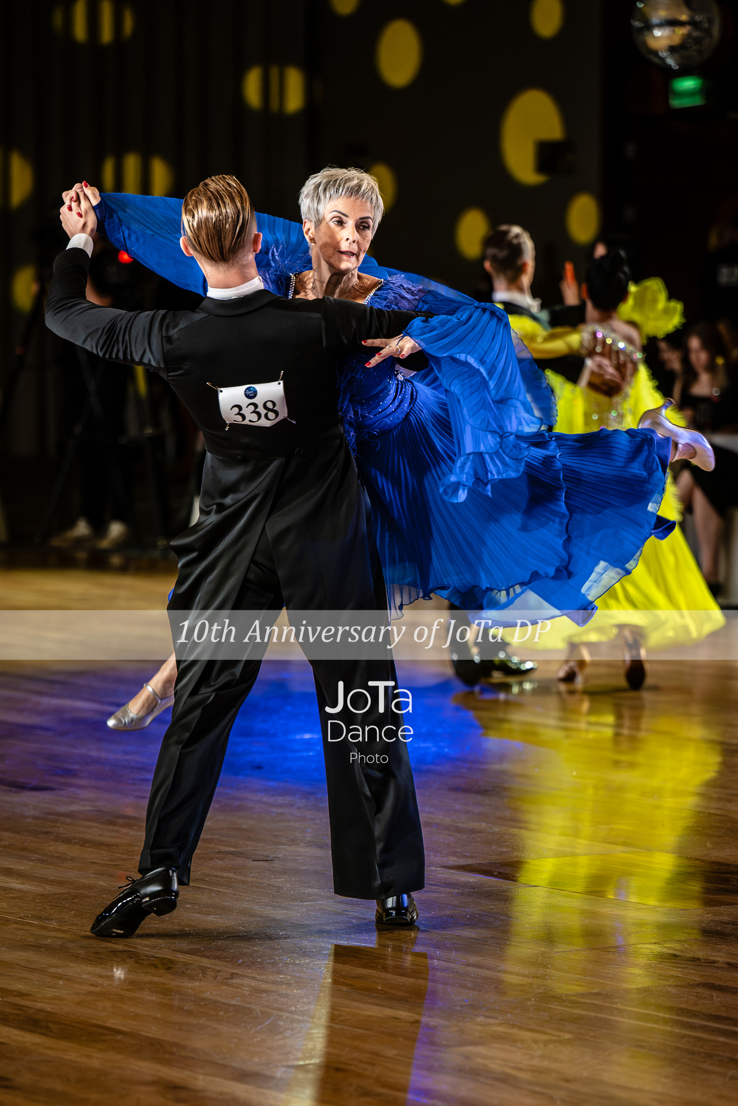 Фото 44 з танцювального турніру Air Dance Christmas Ball 2023 — болрум, латина