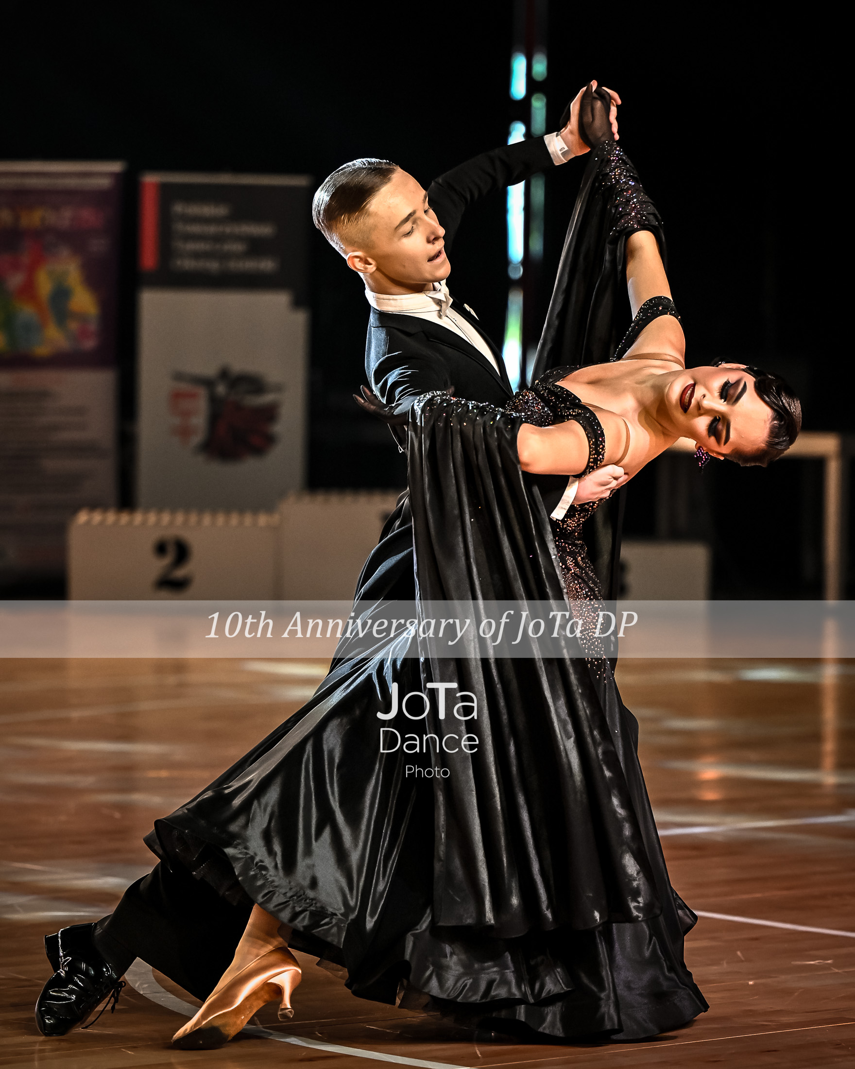 Фото 32 з танцювального турніру Ice Arena Cup Tomaszów Mazowiecki 2023 — болрум, латина